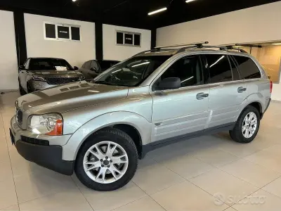 Usata Volvo XC90 Executive 163 CV (119 kW) 2004 Grigio SUV