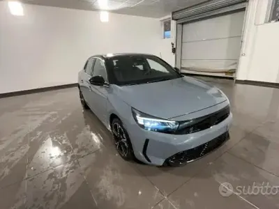 Usata Opel Corsa 101 CV (74 kW) 2025 Grigio Utilitaria