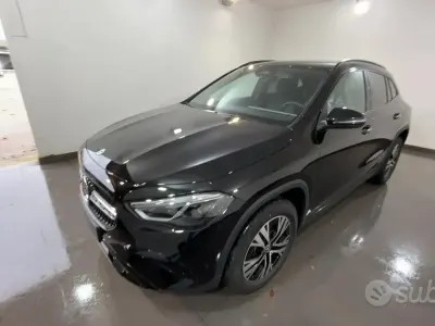 Nuova Mercedes A200 Advanced 150 CV (110 kW) 2025 Nero Station wagon