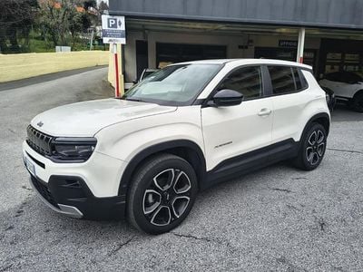 Usata Jeep Avenger Summit 101 CV (74 kW) 2024 Bianco pastello SUV