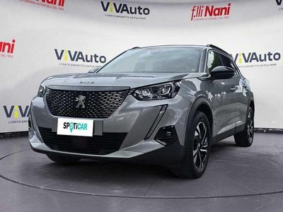 Usado Peugeot 2008 Allure 110 HP (80 kW) 2022 Cinzento SUV