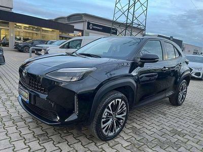 Usata Toyota Yaris Cross Lounge 116 CV (85 kW) 2022 Nero SUV