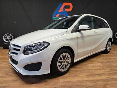 Usata Mercedes B160 Business 90 CV (66 kW) 2015 Bianco Monovolume