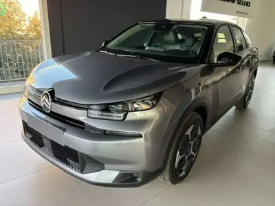 Nuova Citroën C4 131 CV (96 kW) 2025 Grigio SUV