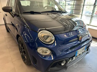 Usata Abarth 595 165 CV (121 kW) 2021 Bluazzurro Berlina