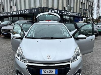 Usata Peugeot 208 Access 82 CV (60 kW) 2016 Grigio Utilitaria