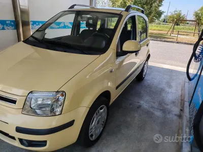 Usata Fiat Panda 77 CV (56 kW) 2012 Giallo Utilitaria