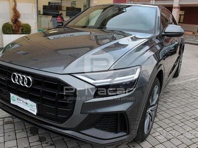 Usata Audi Q8 230 CV (169 kW) 2020 Grigio SUV