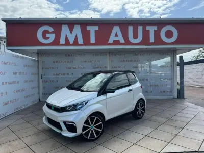 Begagnad Aixam City GTO 2023 Vit Halvkombi