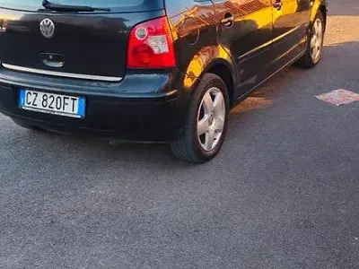 Usata VW Polo 75 CV (55 kW) 2005 Nero Utilitaria