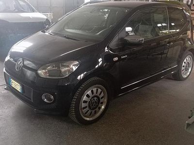 Usata VW up! high up! 75 CV (55 kW) 2012 Nero Utilitaria