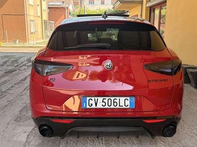Usata Alfa Romeo Stelvio Competizione 209 CV (153 kW) 2024 Rosso SUV