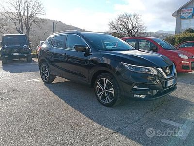 Gebraucht Nissan Qashqai N-Connecta 116 PS (85 kW) 2019 Schwarz SUV