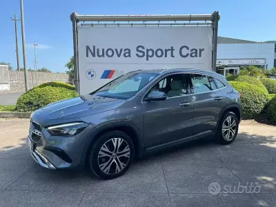 Usata Mercedes GLA200 Advanced Plus 150 CV (110 kW) 2023 Grigio SUV