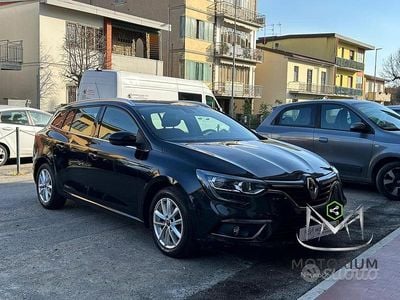 Usata Renault Mégane IV 116 CV (85 kW) 2020 Nero Berlina
