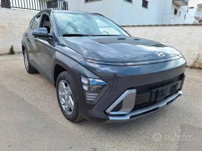 Nuova Hyundai Kona 115 CV (84 kW) 2026 Verde SUV