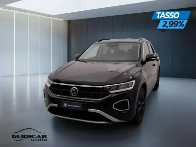 Usata VW T-Roc Life 150 CV (110 kW) 2023 Nero SUV