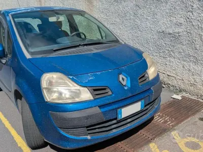 Usata Renault Modus 68 CV (50 kW) 2008 Blu Monovolume