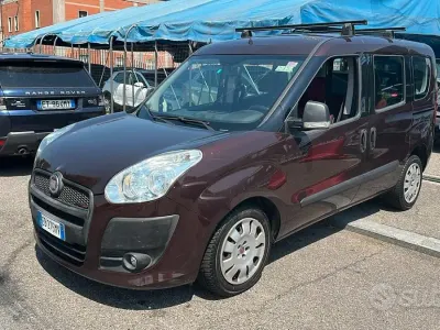 Usata Fiat Doblò Emotion 135 CV (99 kW) 2010 Rosso Monovolume