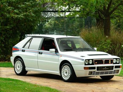 usata Lancia Delta HF Integrale Evoluzione I "Martini 5"