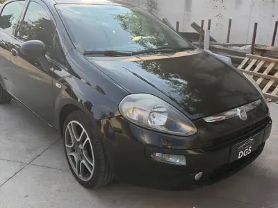 Usata Fiat Punto 75 CV (55 kW) 2011 Nero Utilitaria