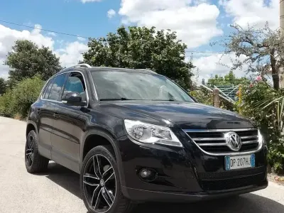 Usata VW Tiguan 140 CV (102 kW) 2008 Nero SUV