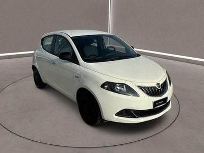 Bianco Usata 2023 Lancia Ypsilon S Utilitaria | 11.900 € (Ottimo prezzo)