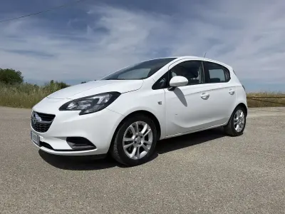 Usata Opel Corsa Cosmo 75 CV (55 kW) 2017 Utilitaria