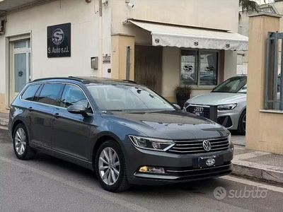Usata VW Passat 150 CV (110 kW) 2015 Grigio Station wagon
