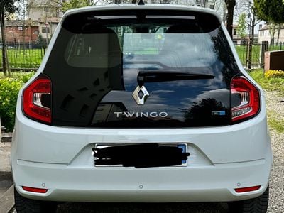 Usata Renault Twingo 30 kW (42 CV) 2021 Bianco Utilitaria