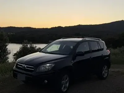 Usado Toyota RAV4 177 CV (130 kW) 2007 Negro SUV