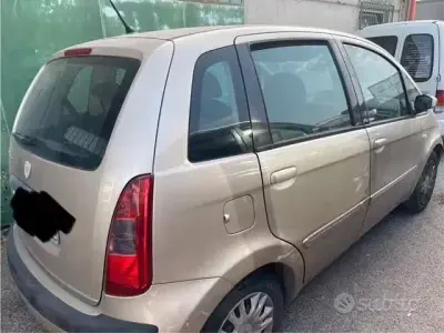 Usata Lancia Musa 95 CV (69 kW) 2007 Monovolume