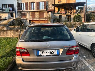 Usata Mercedes B200 116 CV (85 kW) 2005 Monovolume