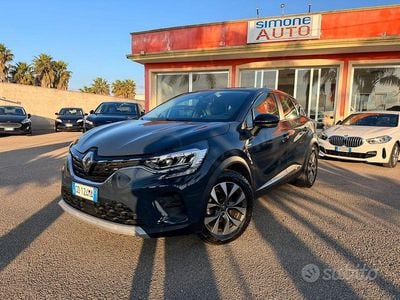 Usata Renault Captur Intens 100 CV (73 kW) 2020 Grigio SUV