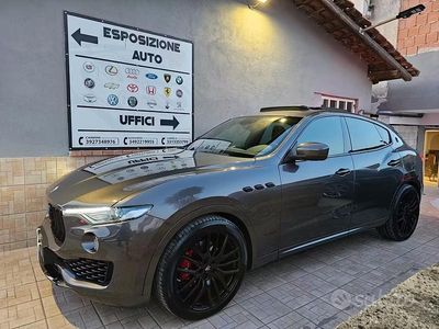 Usata Maserati Levante 250 CV (183 kW) 2018 Marrone SUV