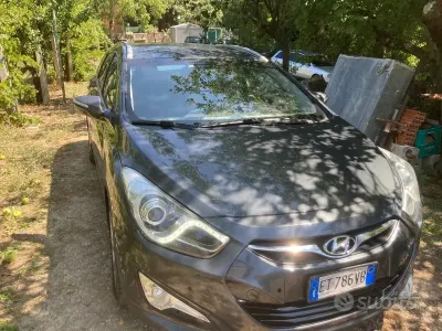 Usata Hyundai i40 136 CV (100 kW) 2014 Grigio Station wagon
