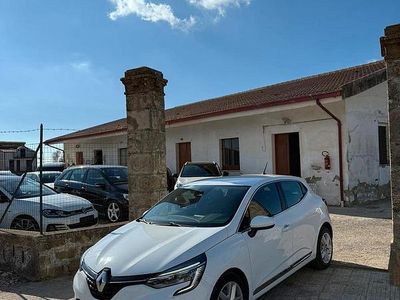 Usata Renault Clio V 86 CV (63 kW) 2020 Bianco Berlina