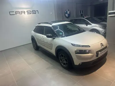 Usata Citroën C4 Shine 99 CV (72 kW) 2017 Perlato metallizzato SUV