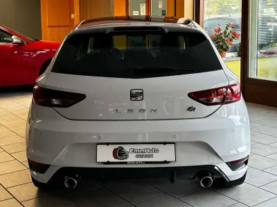 Usata Seat Leon Business 150 CV (110 kW) 2015 Bianco Berlina