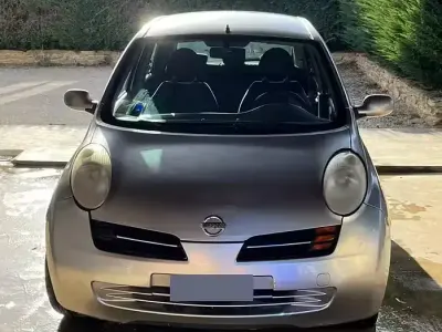 Usata Nissan Micra 80 CV (58 kW) 2005 Grigio Berlina