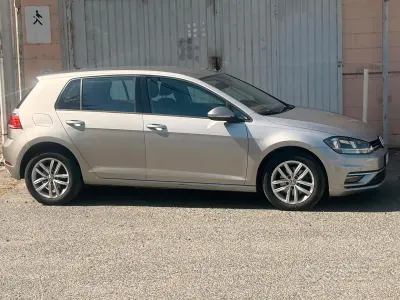 Usata VW Golf VII Business 116 CV (85 kW) 2017 Grigio Station wagon