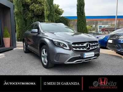 Usata Mercedes GLA200 136 CV (100 kW) 2018 Grigio SUV