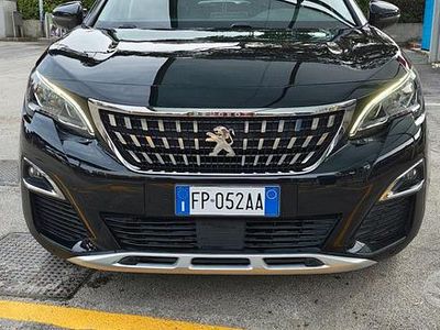 Usata Peugeot 3008 Business-Line 120 CV (88 kW) 2018 Nero SUV