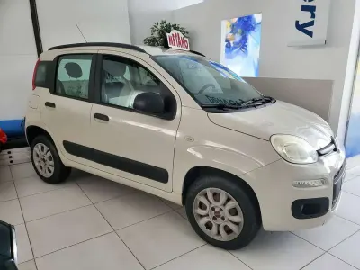 Usata Fiat Panda Easy 80 CV (58 kW) 2013 Beige Utilitaria
