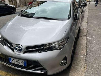 Gebraucht Toyota Auris Hybrid Active 99 PS (72 kW) 2014 Grau Kombi