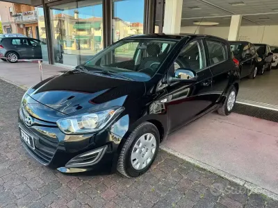 Occasion Hyundai i20 Classic 85 ch (62 kW) 2012 Noir Citadine