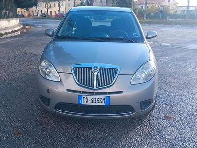 Usata Lancia Ypsilon 60 CV (44 kW) 2009 Marrone Utilitaria