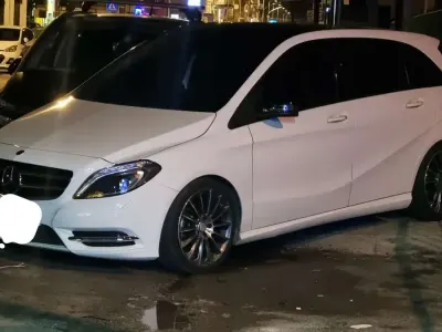Usata Mercedes B180 109 CV (80 kW) 2014 Monovolume
