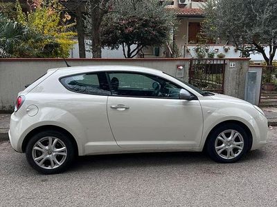 Begagnad Alfa Romeo MiTo 78 HK (57 kW) 2011 Vit Halvkombi
