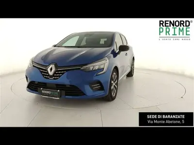 Usata Renault Clio V Techno 91 CV (66 kW) 2023 Blu scuro Berlina